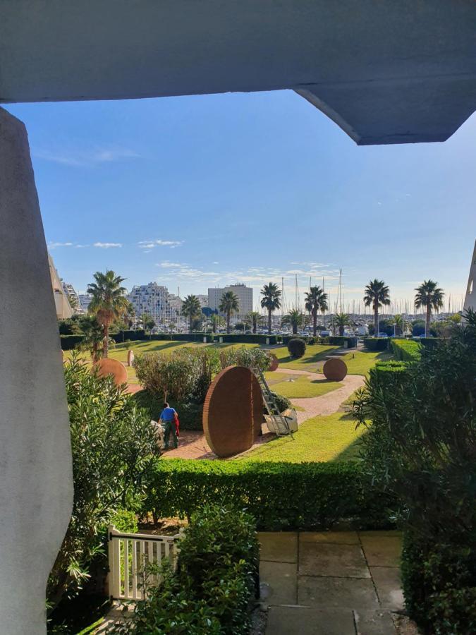 Joli Studio, La Grande Pyramide, Parking Εξωτερικό φωτογραφία